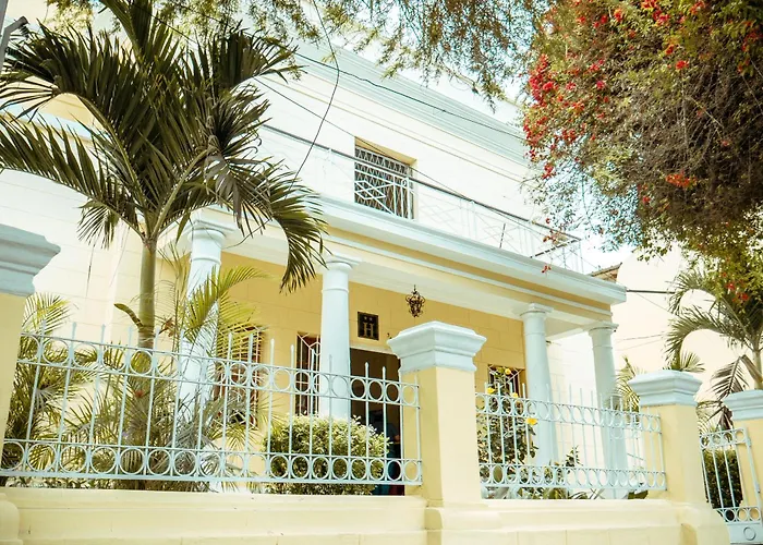 Hotel Las Palmeras
