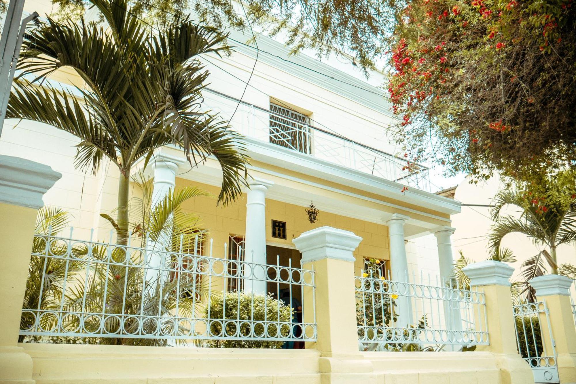 Palmeras Hotel Piura